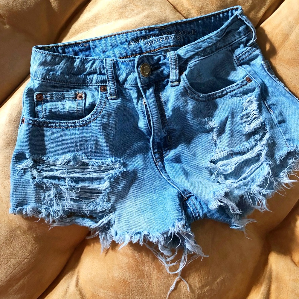 Hi-Rise Festival American Eagle shorts!
